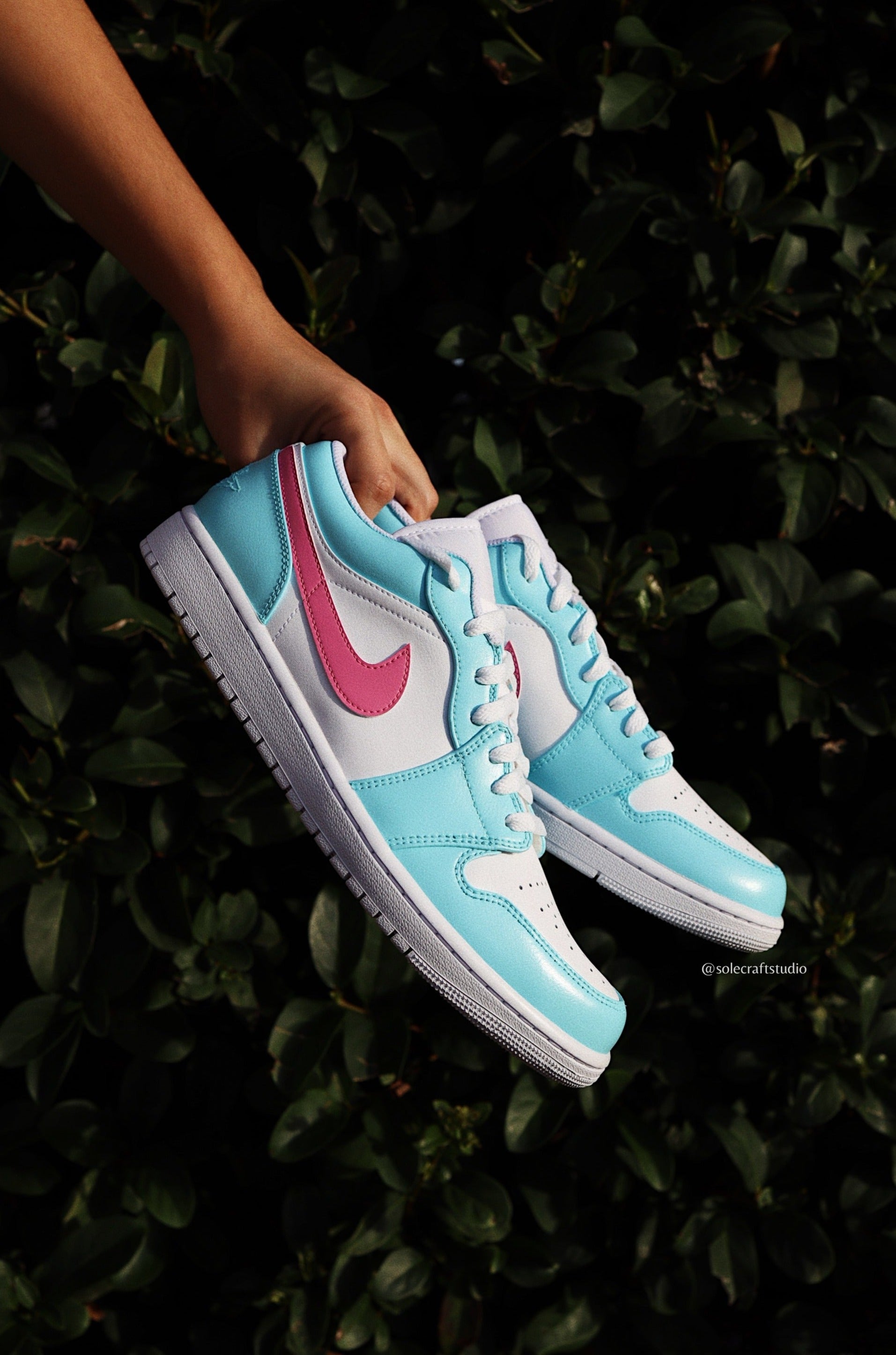 Light Blue and Pink Nike Shoes AJ1 Miami Vice solecraftstudio