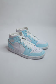 AJ1 Light Blue — Sample Pair