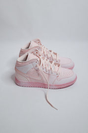 AJ1 Washed Pink Dye — Sample Pair