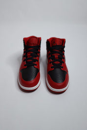 AJ1 Reverse Bred Bling  — Sample Pair