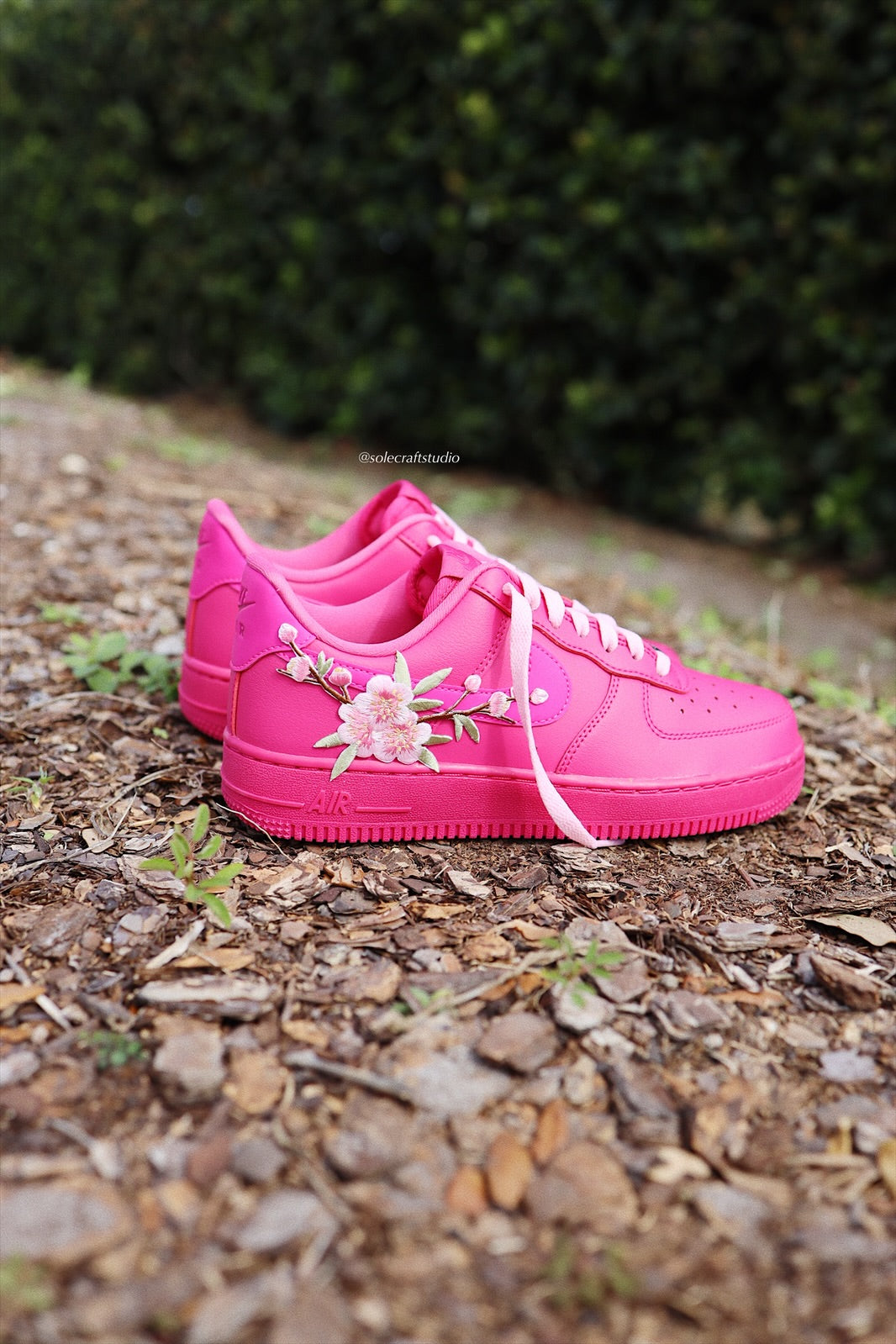 Neon pink air force 1 best sale