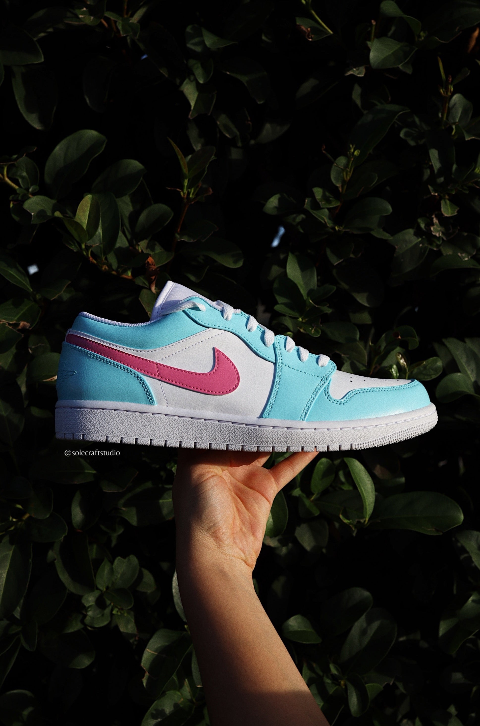 Light Blue and Pink Nike Shoes AJ1 Miami Vice solecraftstudio